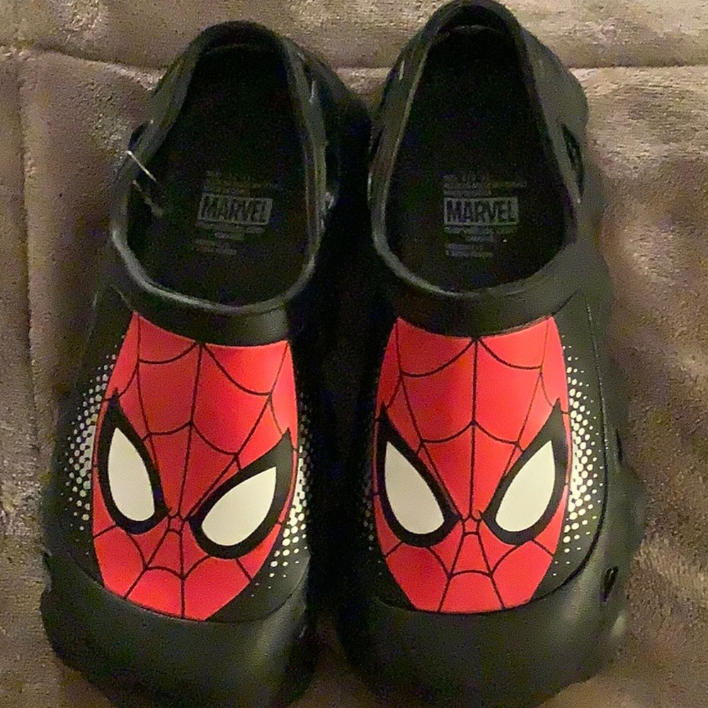 Character clog shoes